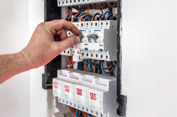 How to Choose the Right Electrical Panel for Your Home